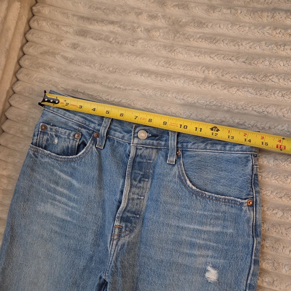 Levi's 501 Original Fit Jeans Womens W27 L30 Light Wash Distressed Ripped Denim - Picture 3 of 14
